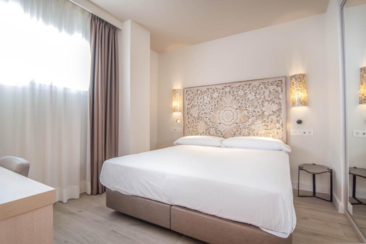 Aljarafe Suites By Qhotels Gelves Exterior photo