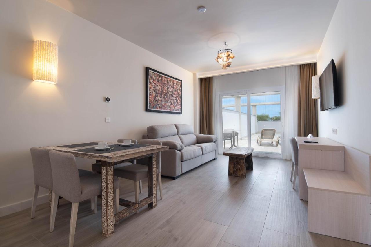 Aljarafe Suites By Qhotels Gelves Exterior photo